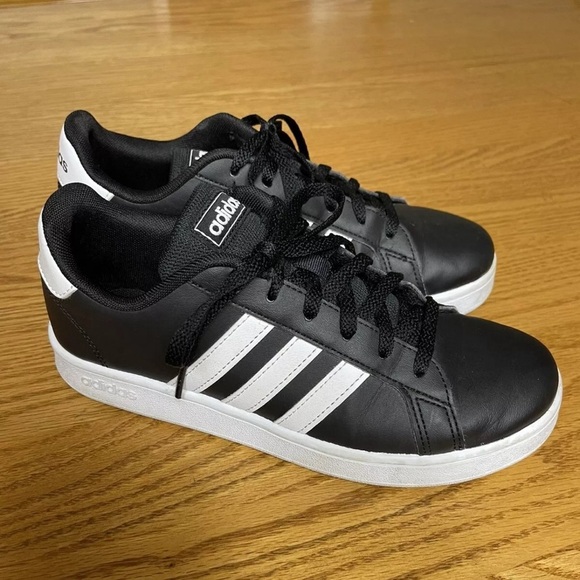 adidas Other - Size 4 - adidas Grand Court 2.0 Lace-Up Lifestyle Low Black